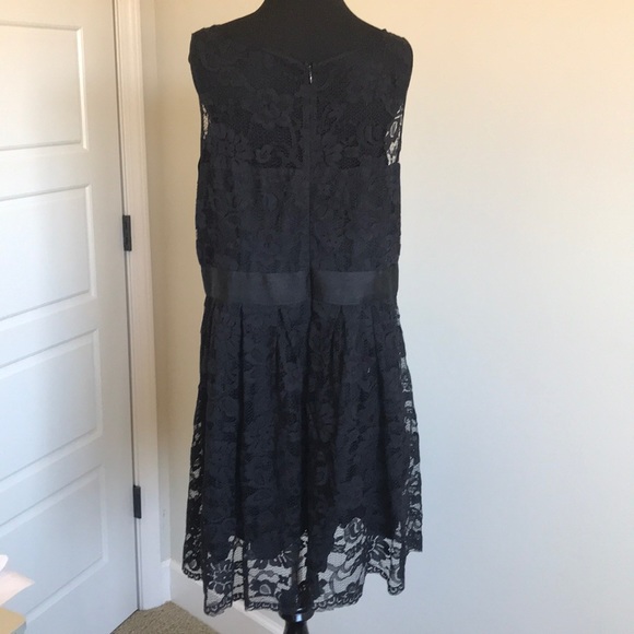 ModCloth Zip up Little black dress - Picture 4 of 6